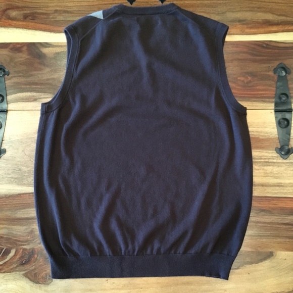 Donated Feb 2026 - Off Axist Brown Sweater Vest, Size Large - Picture 8 of 8